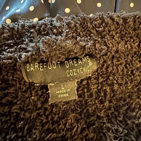 Cozy Black Women's Sweater - Barefoot Dreams Cozychic L - Picture 7 of 7
